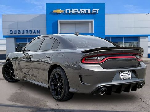 Used 2019 Dodge Charger R/T w/ Plus Group RWD image 3