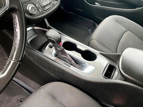 Certified 2021 Chevrolet Malibu RS image 16