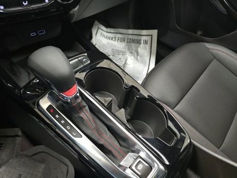 Certified 2026 Chevrolet Trax RS w/ Sunroof Package image 18