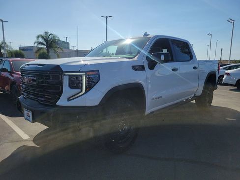 New 2026 GMC Sierra 1500 AT4X w/ AT4X AEV Edition AWD/4WD image 2
