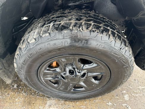 Used 2014 Toyota Tundra SR image 19