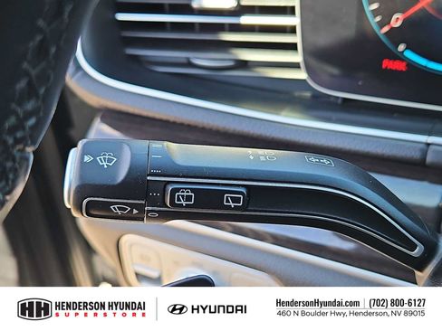 Used 2022 Mercedes-Benz GLS 450 4MATIC image 25