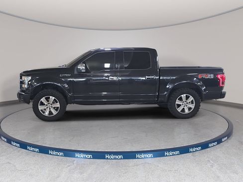 Used 2015 Ford F150 Lariat w/ Equipment Group 502A Luxury AWD/4WD image 11