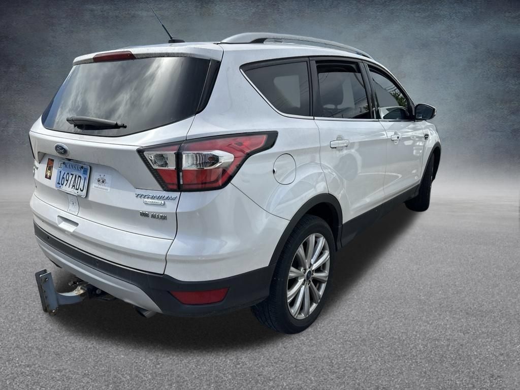 Used 2017 Ford Escape Titanium FWD image 5
