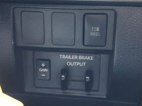 Used 2021 Toyota Tundra SR5 image 33