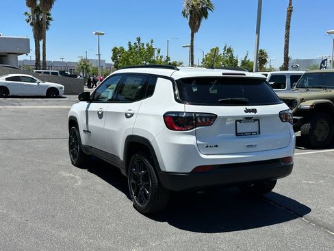 New 2026 Jeep Compass Latitude AWD/4WD image 4