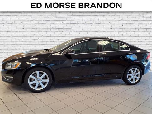 Used 2016 Volvo S60 T5 Premier w/ Climate Package image 2