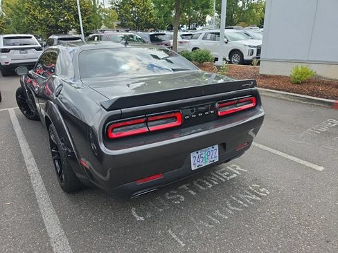 Certified 2023 Dodge Challenger R/T Scat Pack RWD image 4