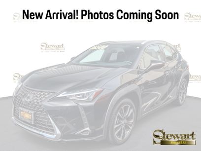 Used 2021 Lexus UX 200 w/ Accessory Package (Z1)