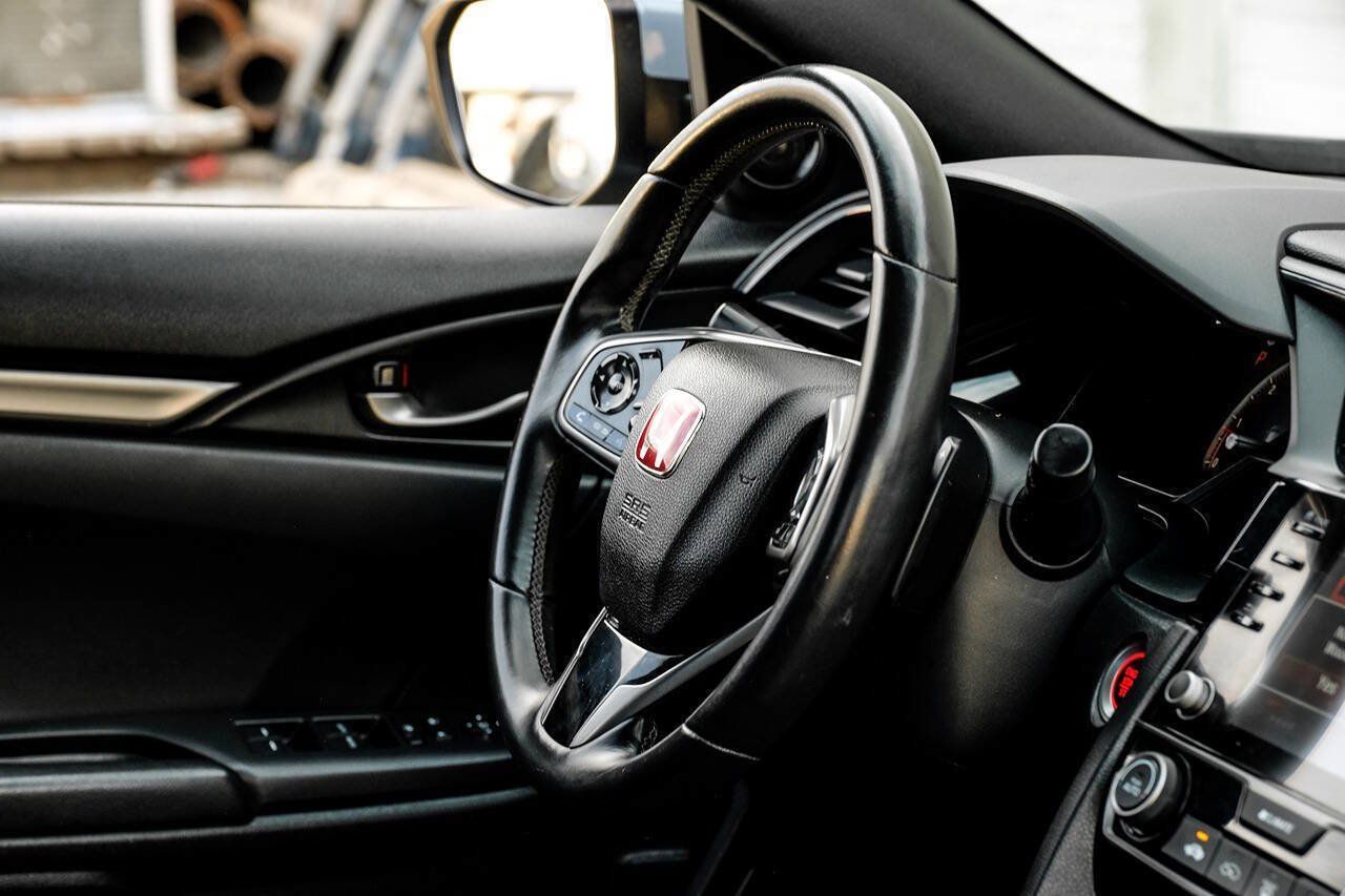 Used 2020 Honda Civic Sport image 18