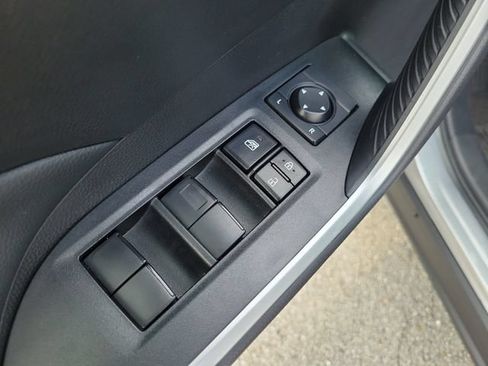 Used 2024 Toyota RAV4 LE FWD image 18