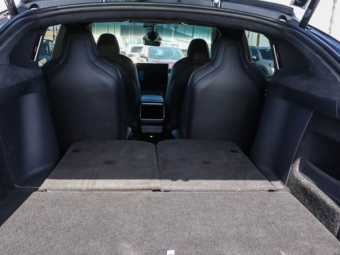 Used 2023 Tesla Model X Plaid image 25