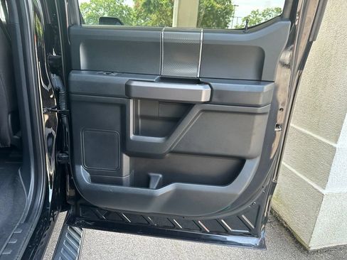 Used 2020 Ford F150 XLT w/ Equipment Group 302A Luxury AWD/4WD image 32