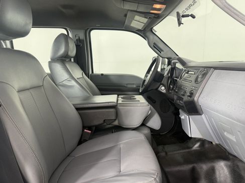 Used 2013 Ford F350 XL w/ Skid Plate Pkg AWD/4WD image 10