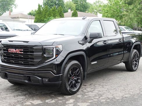 Used 2023 GMC Sierra 1500 Elevation w/ X31 Off-Road Package AWD/4WD image 2