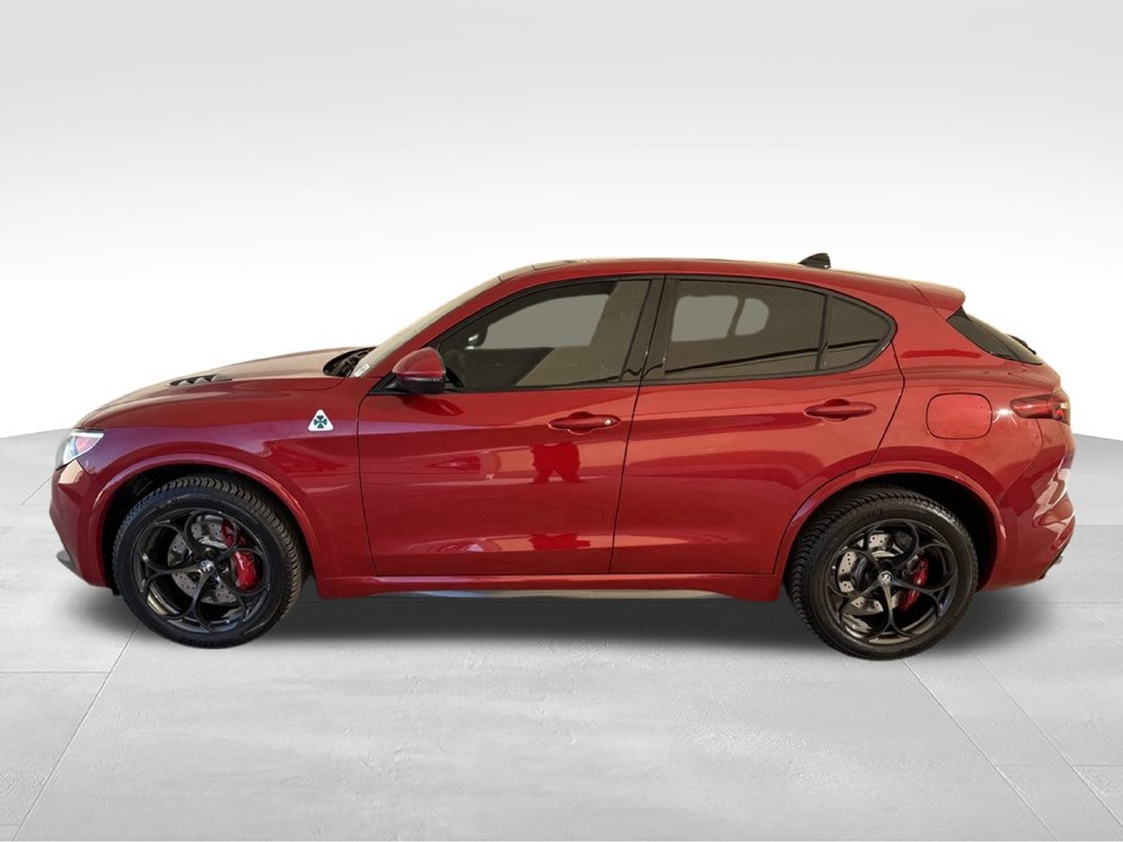 Used 2018 Alfa Romeo Stelvio Quadrifoglio w/ Driver Assist Dynamic Package AWD/4WD image 8