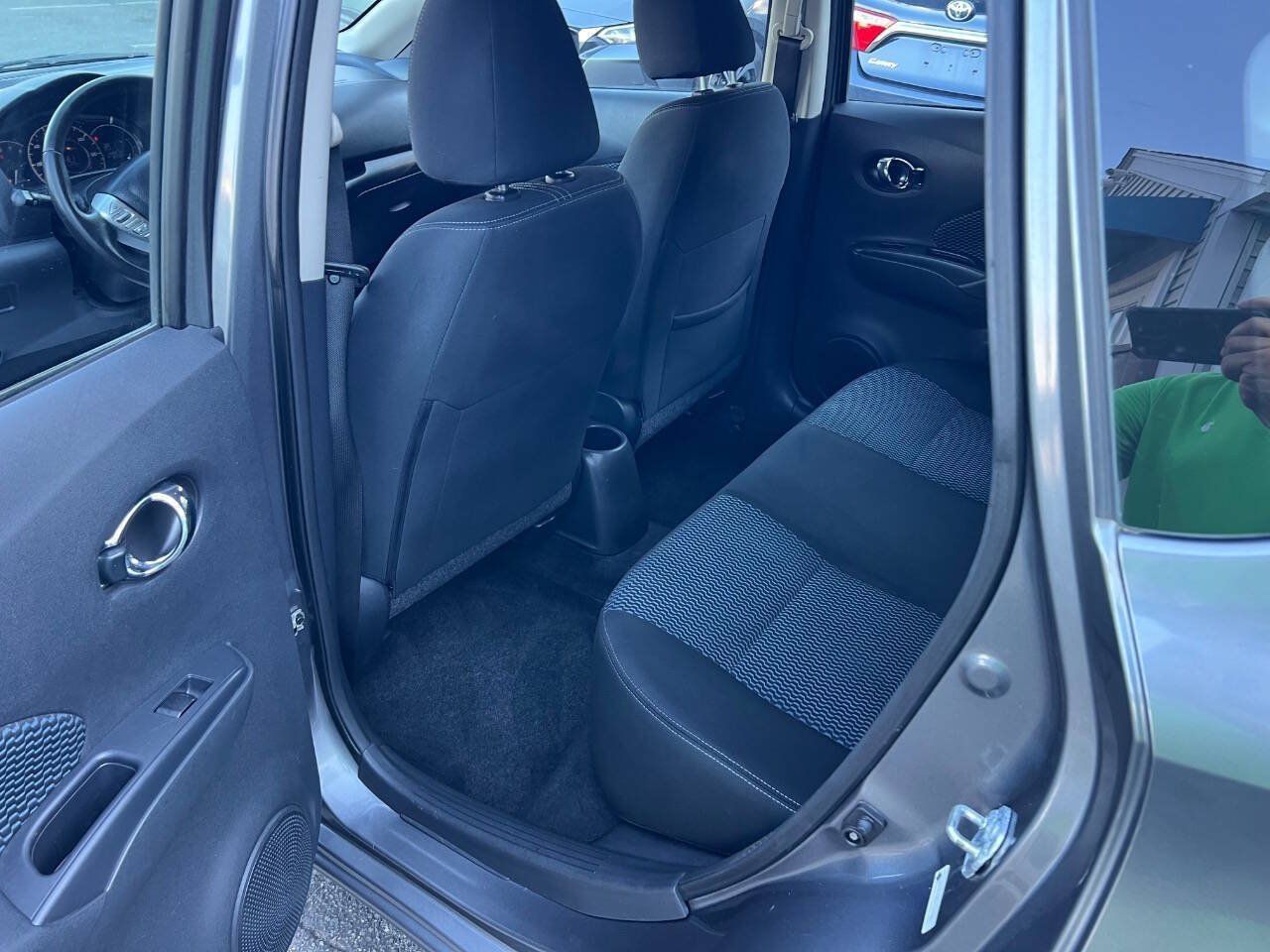 Used 2017 Nissan Versa Note SV FWD image 15