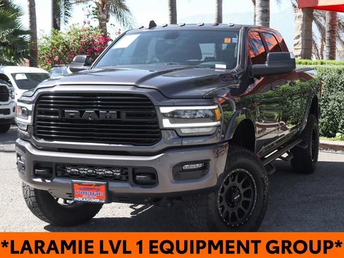 Used 2020 RAM 2500 Laramie w/ Night Edition AWD/4WD image 4