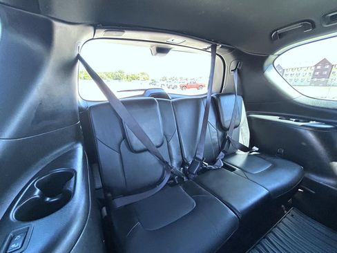 Used 2024 INFINITI QX80 Sensory w/ Cargo Package AWD/4WD image 21