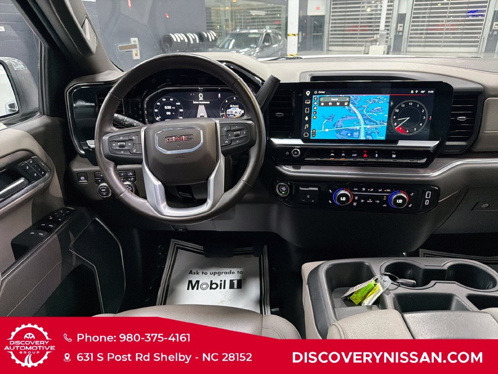 Used 2025 GMC Sierra 1500 SLT AWD/4WD image 31