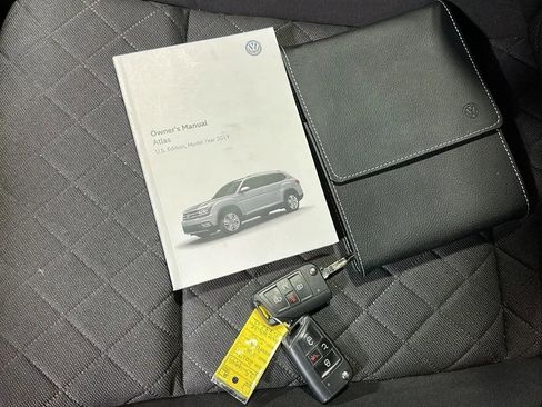 Used 2019 Volkswagen Atlas S FWD image 30