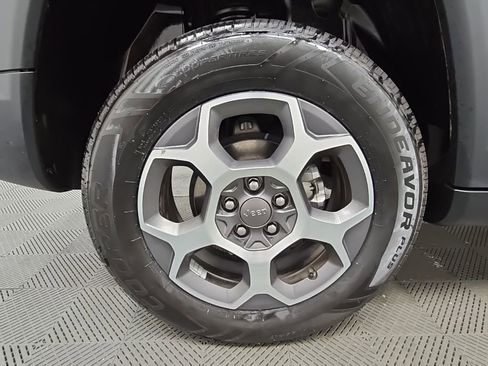 Used 2022 Jeep Compass Trailhawk image 46