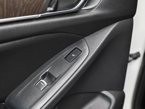 Used 2022 Honda Accord Touring image 23