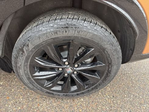 Used 2024 Buick Envista Sport Touring w/ Convenience I Package image 7