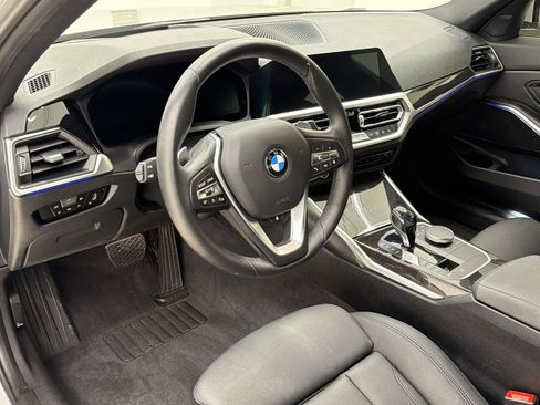 Used 2021 BMW 330i xDrive Sedan image 4