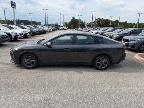 Used 2025 Kia K4 FWD image 10