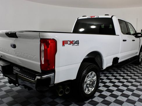 Used 2024 Ford F350 XLT w/ FX4 Off-Road Package AWD/4WD image 7