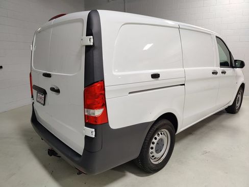 Used 2021 Mercedes-Benz Metris image 6
