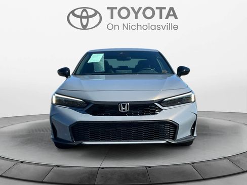 Used 2025 Honda Civic Sport Touring image 9