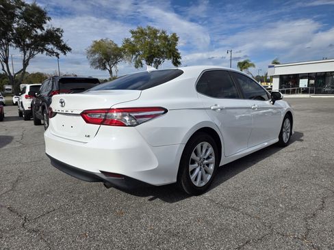 Used 2019 Toyota Camry L image 3