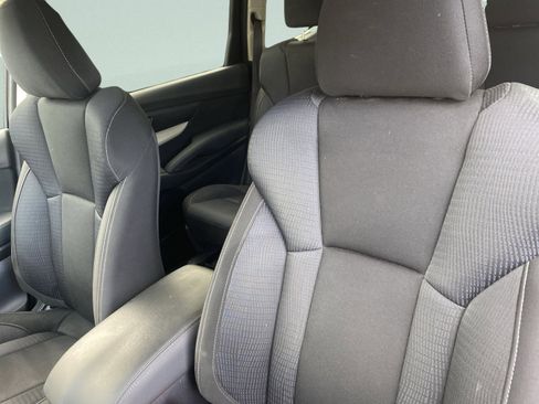 Used 2022 Subaru Ascent Premium w/ Convenience Package image 15