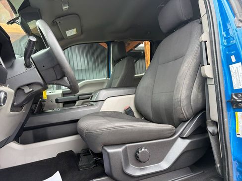 Used 2019 Ford F150 XL w/ Equipment Group 101A Mid AWD/4WD image 9