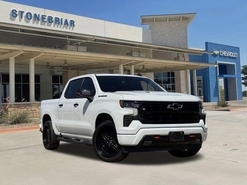 Used 2023 Chevrolet Silverado 1500 RST w/ Redline Edition image 2