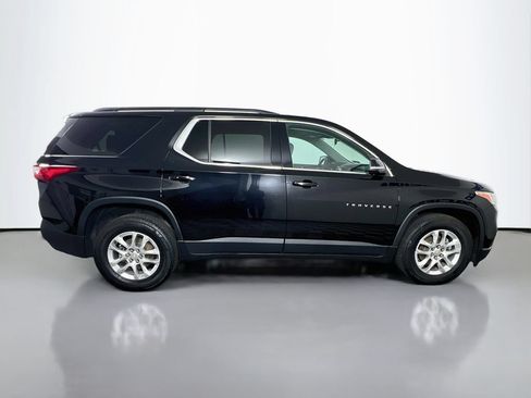 Used 2021 Chevrolet Traverse LT w/ LPO, Floor Liner Package AWD/4WD image 10