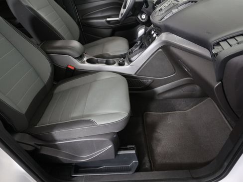 Used 2016 Ford Escape SE FWD image 26