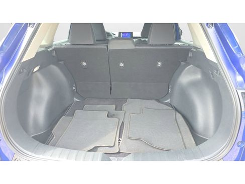Used 2023 Toyota Corolla Cross LE FWD image 9