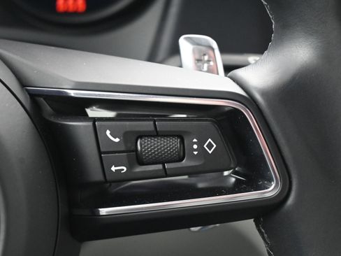 Certified 2022 Porsche Macan GTS image 22