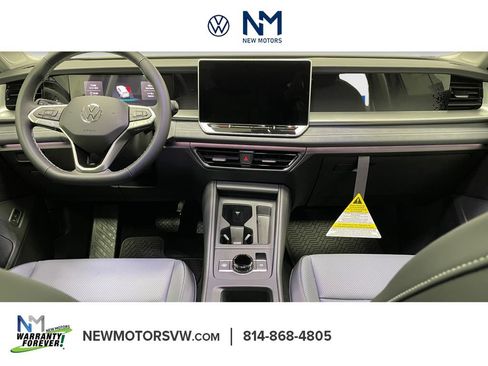 New 2026 Volkswagen Tiguan SE image 8