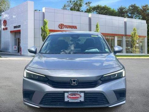 Used 2023 Honda Civic LX image 2