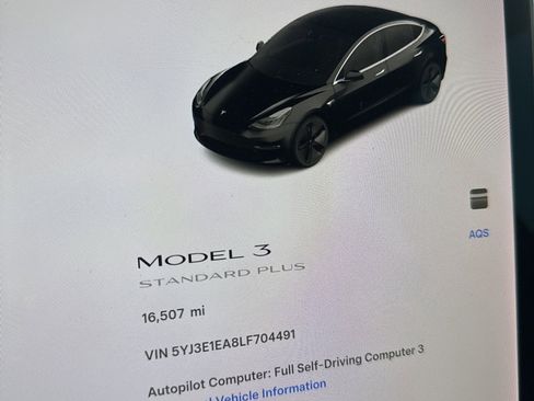 Used 2020 Tesla Model 3 Standard Range Plus image 8