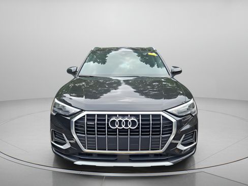 Used 2021 Audi Q3 2.0T Premium w/ Convenience Package AWD/4WD image 4
