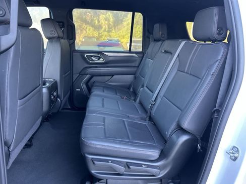 Used 2024 Chevrolet Suburban RST image 13