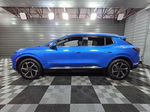 Used 2024 Chevrolet Equinox EV LT image 8