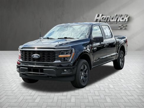 Used 2025 Ford F150 STX w/ Equipment Group 200A AWD/4WD image 5