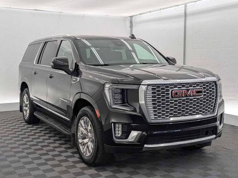 Used 2023 GMC Yukon XL Denali w/ Max Trailering Package image 8
