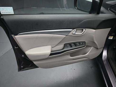 Used 2015 Honda Civic EX-L image 18